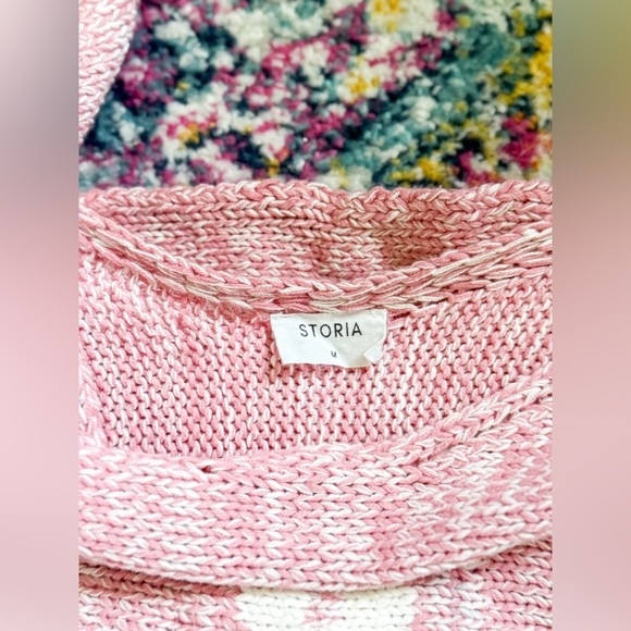 SOLD Storia Ditsy Daisy Sweater - Picture 10 of 10